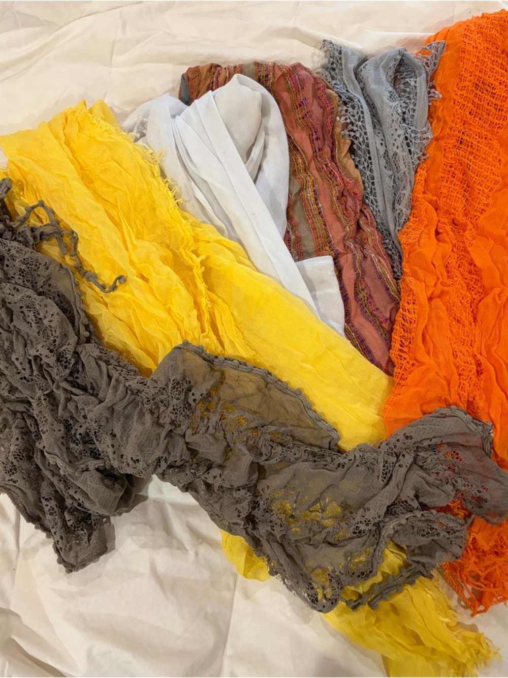 6 assorted Women's Scarf Set